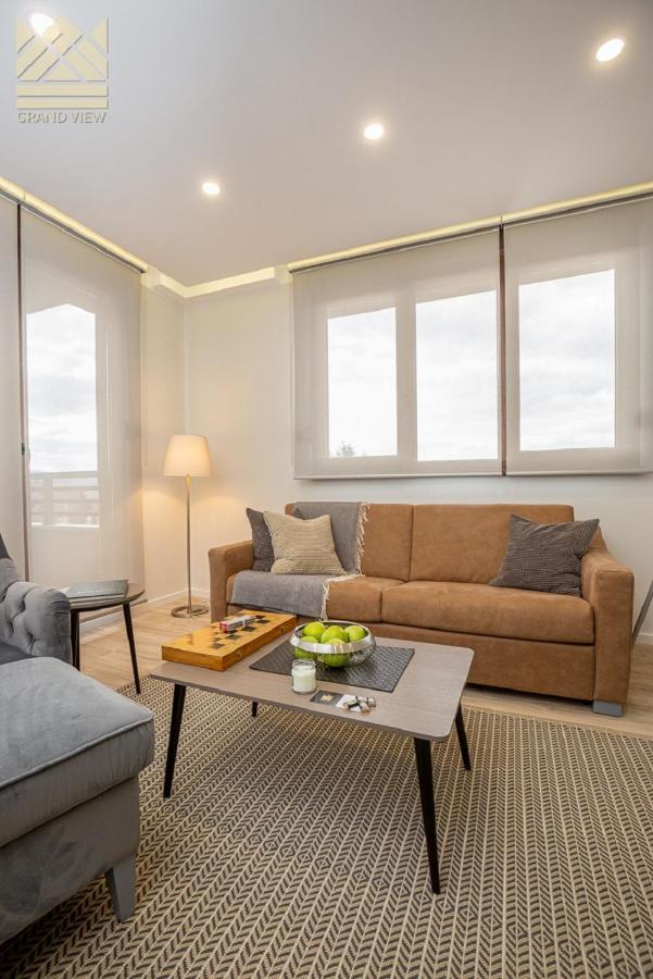 Apartment Grand View
